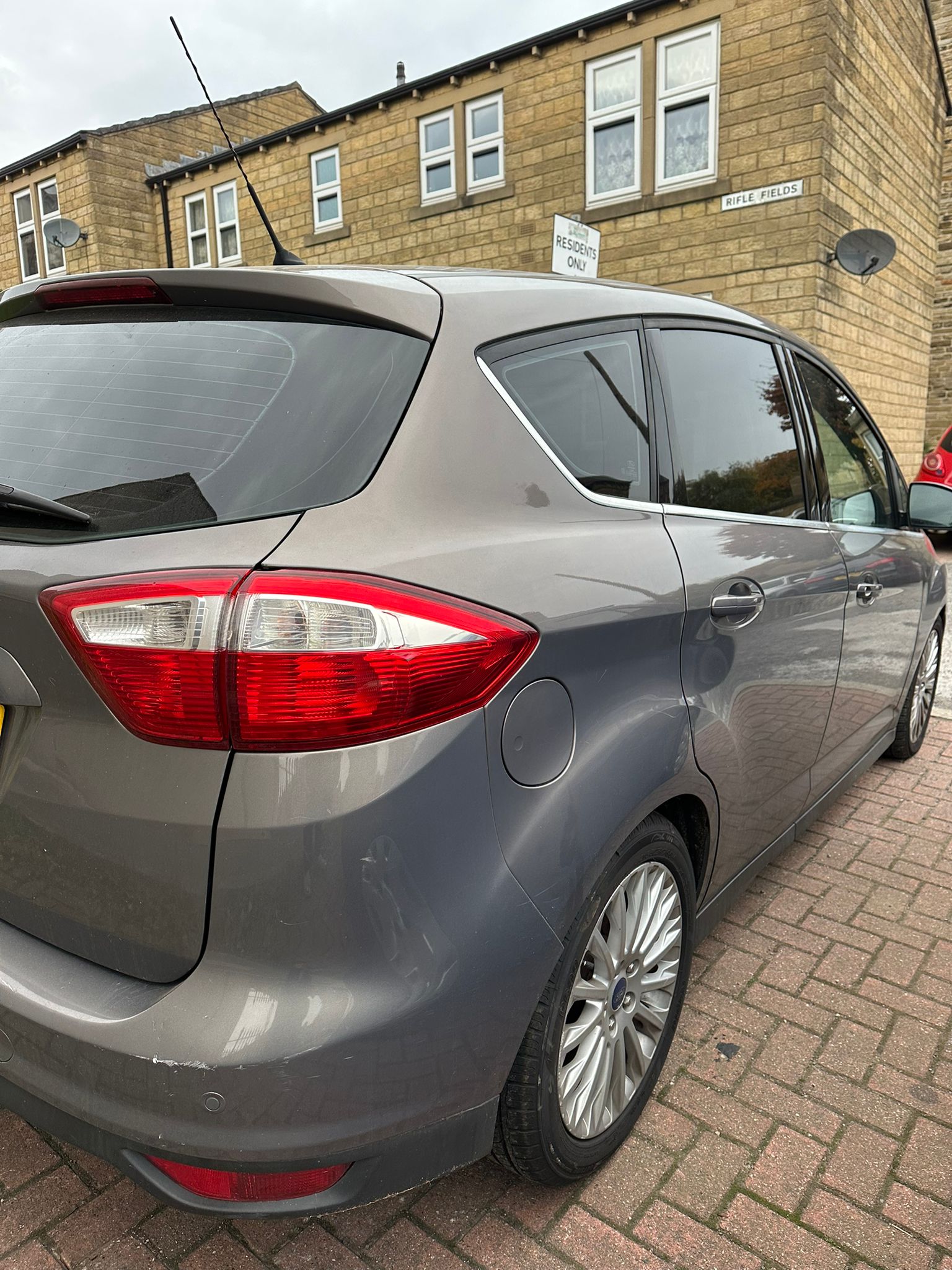 2013 Ford C-Max Titanium TDCi 2.0 Powershift Auto Diesel